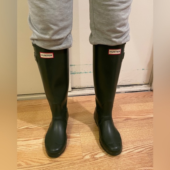 Green Hunter Rain Boots - Picture 11 of 11